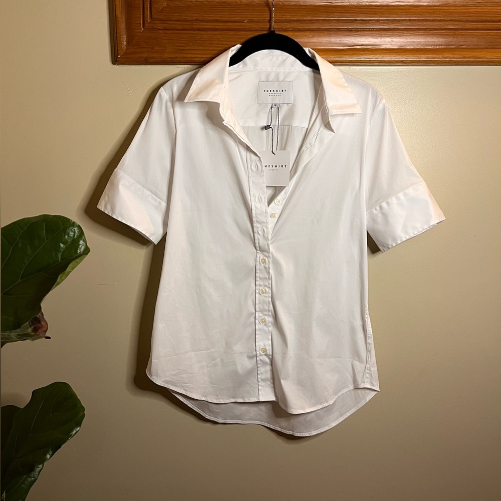 The Shirt Rochelle Behrens The Short Sleeve White Button Front Shirt